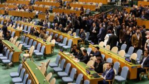 جهان علیه جنایات صهیونیستی؛ موج انزجار جهانی، از سالن‌های سازمان ملل تا استادیوم‌های فوتبال